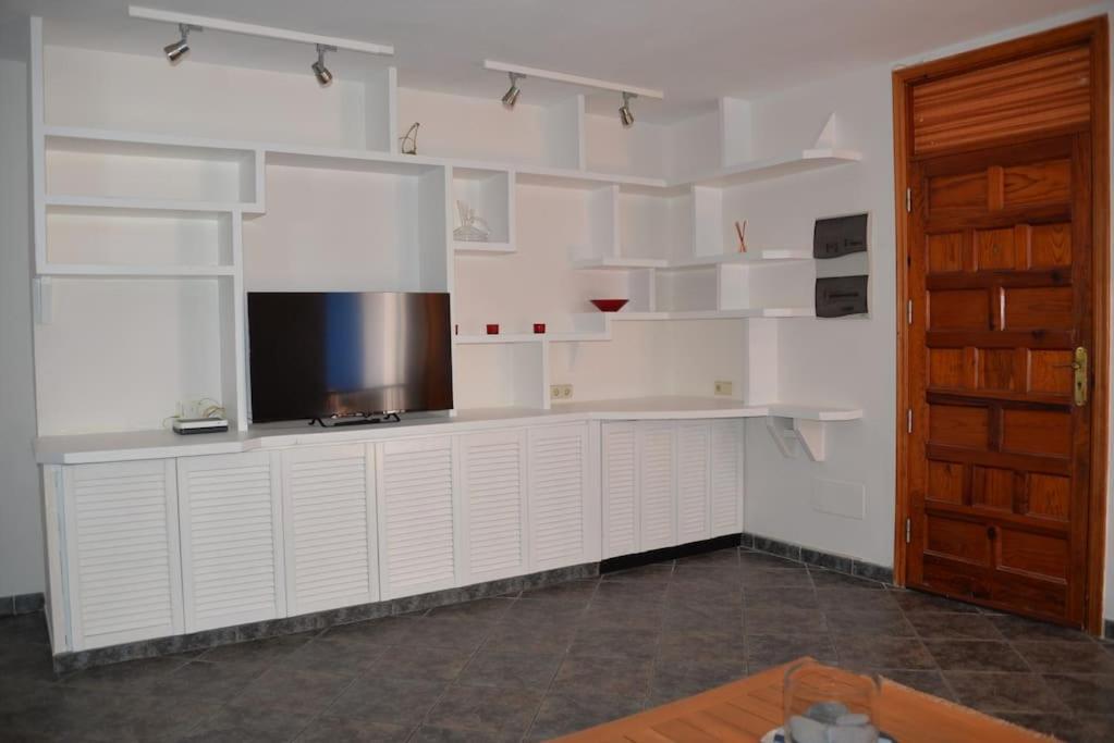 Beachfront Apartment - Tacoronte 圣克鲁斯-德特内里费 外观 照片
